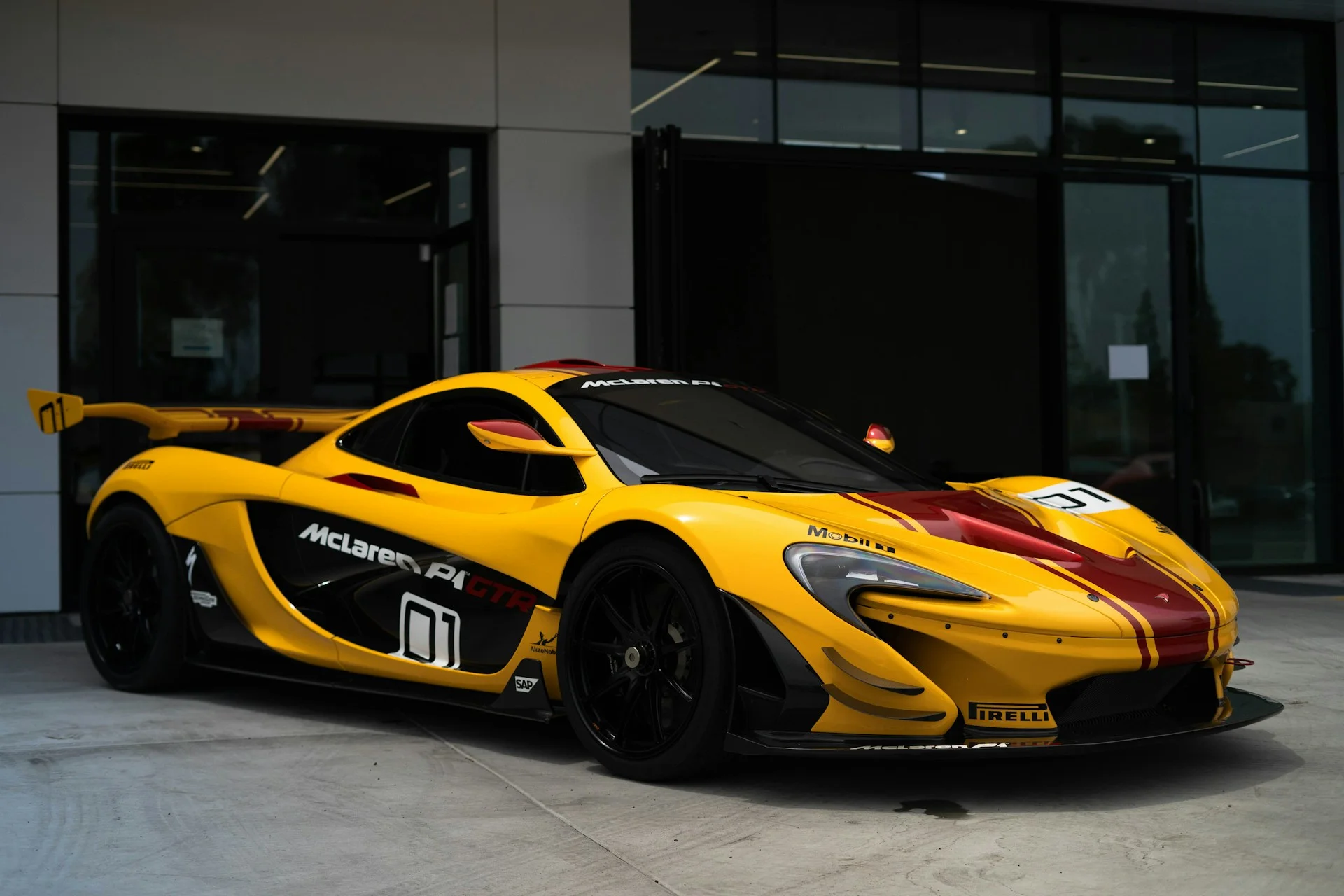 yellow mclaren